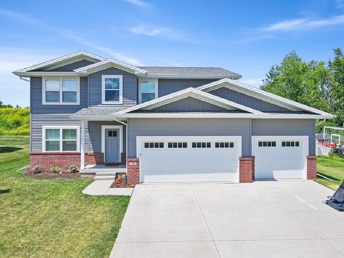 Homes Sold Beecher Trails Downs Illinois, 306 Raef