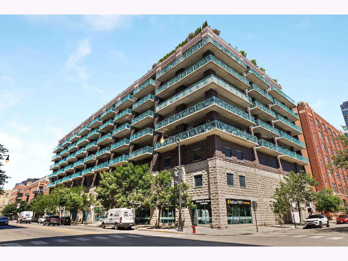 Condominiums Sold Madison Manor Ii Chicago Illinois, 910 Madison