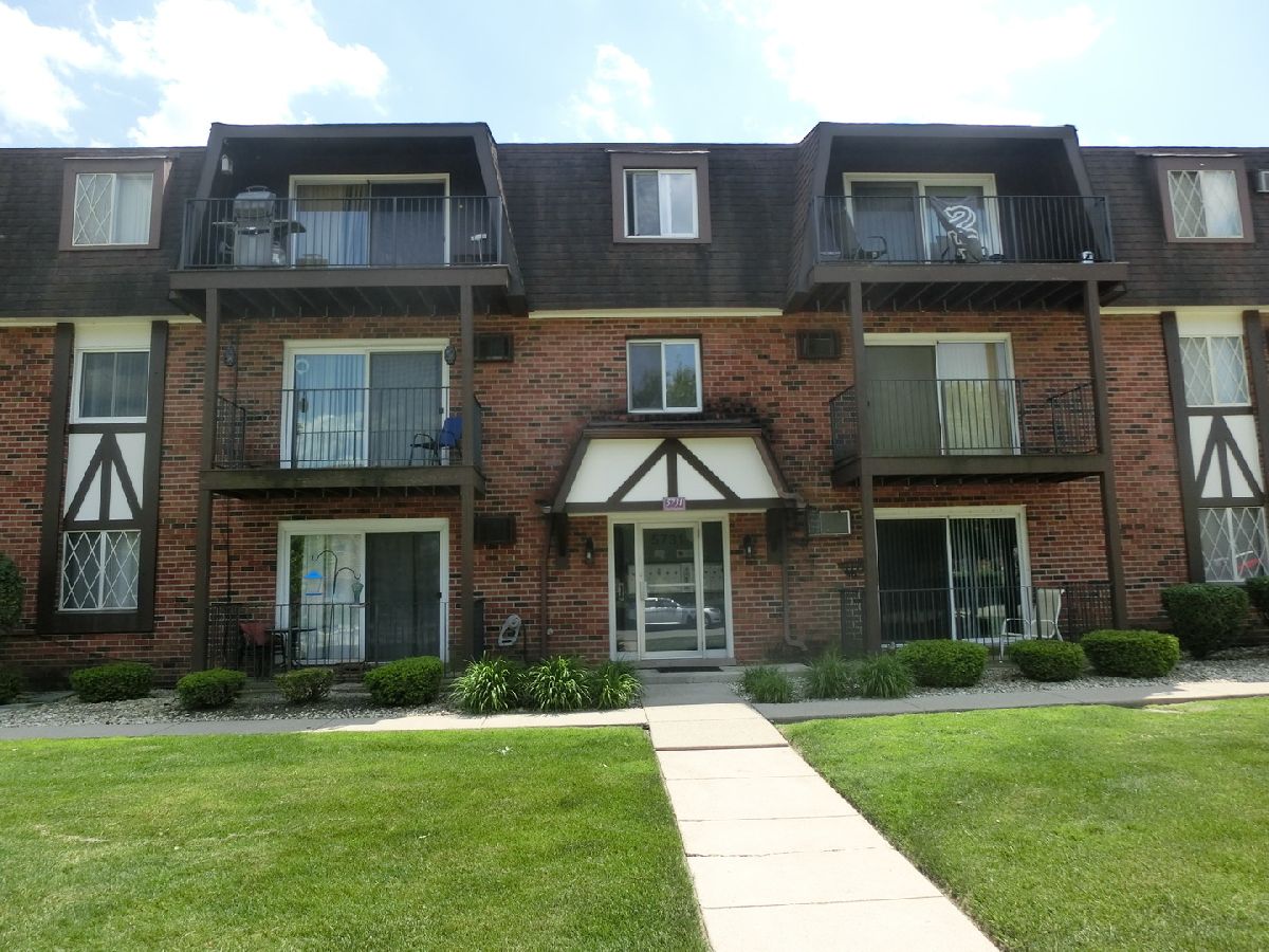 Condominiums Sold Elim View Crestwood Illinois, 5731 129th