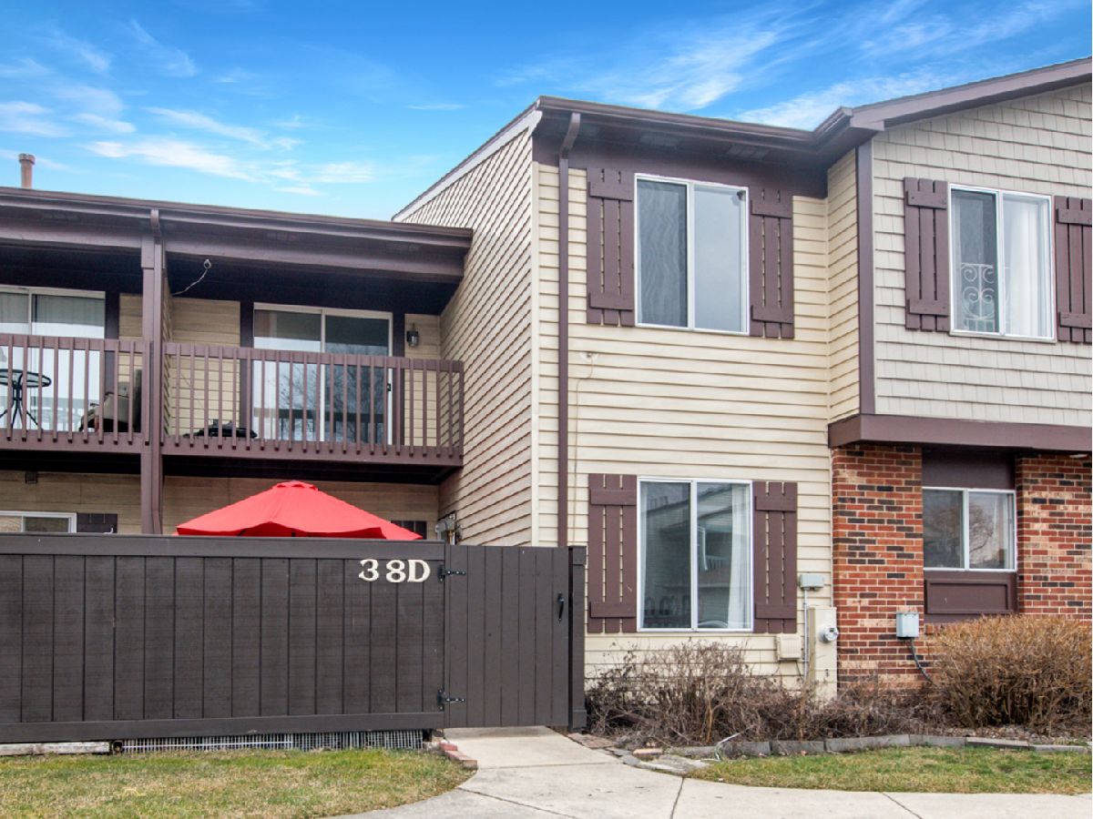 Townhomes & Condos Sold Pine Meadows Bolingbrook Illinois, 38D Fernwood