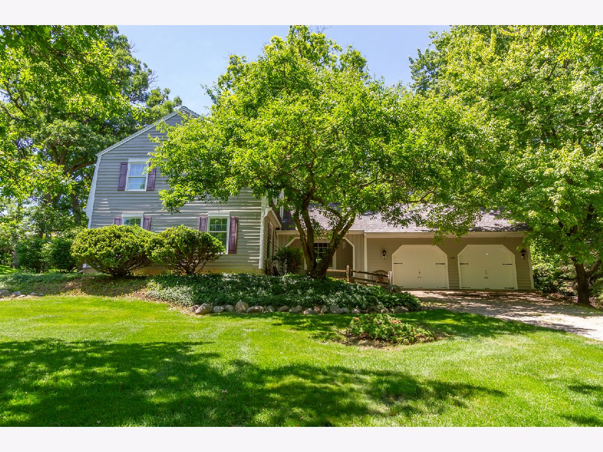 Homes Sold Sleepy Hollow Manor Sleepy Hollow Illinois, 1048 Van Tassel