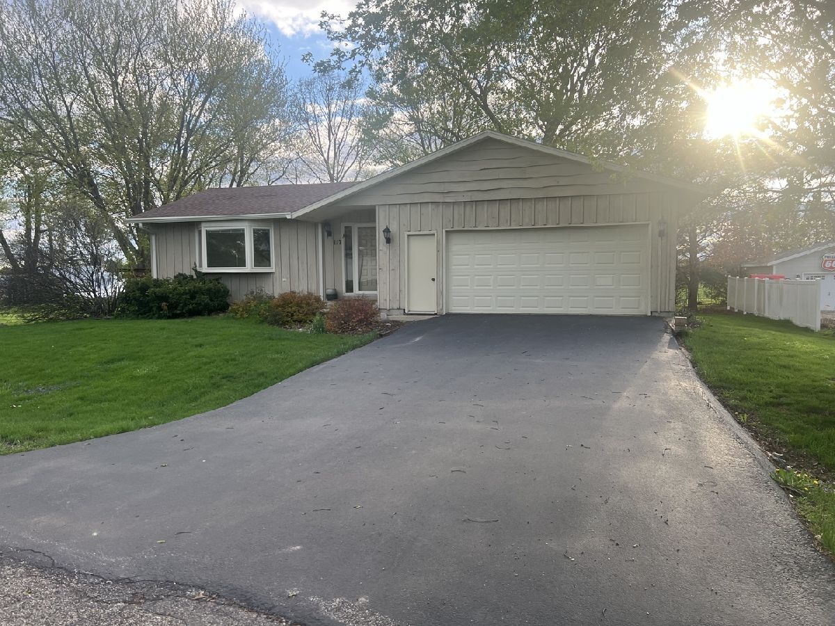  Sold Dakota Illinois, 117 Wyler