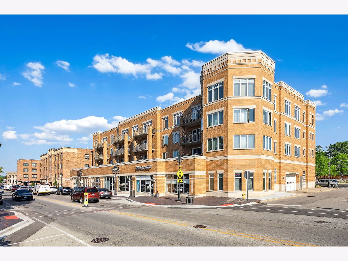 Condominiums Sold Lincoln Place Lombard Illinois, 1 Lincoln