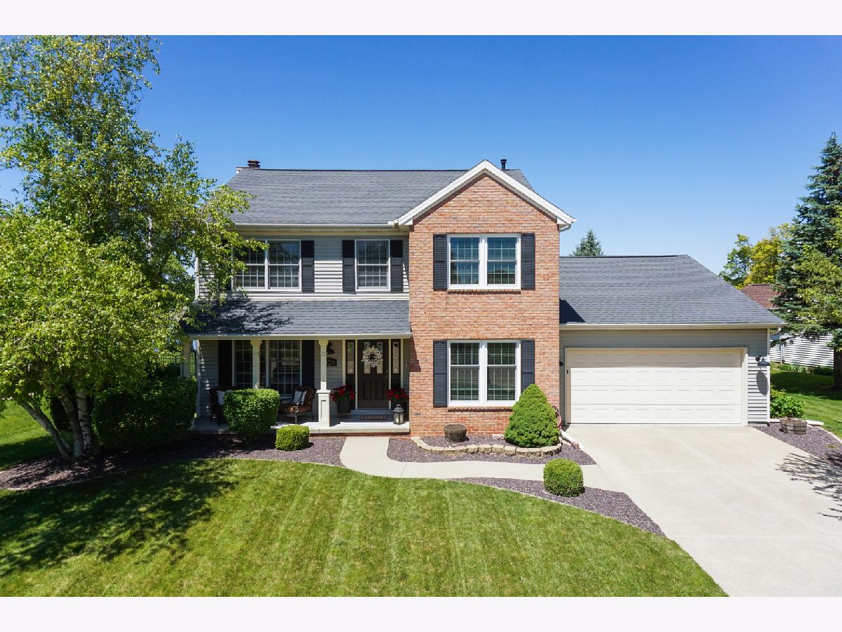 Homes & Condos & Townhomes Sold Eagle Creek Bloomington Illinois, 3126 Monterey