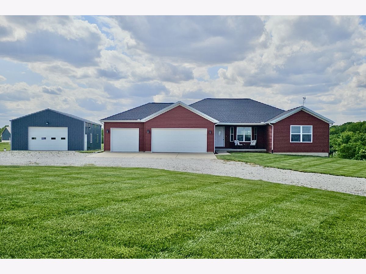  Sold Dewitt Illinois, 10901 Lake