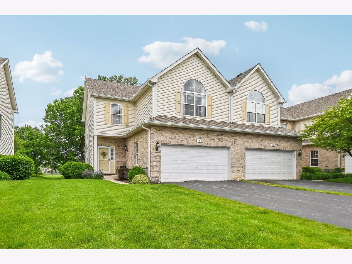 Townhomes Sold Lily Field Bolingbrook Illinois, 9 Lily