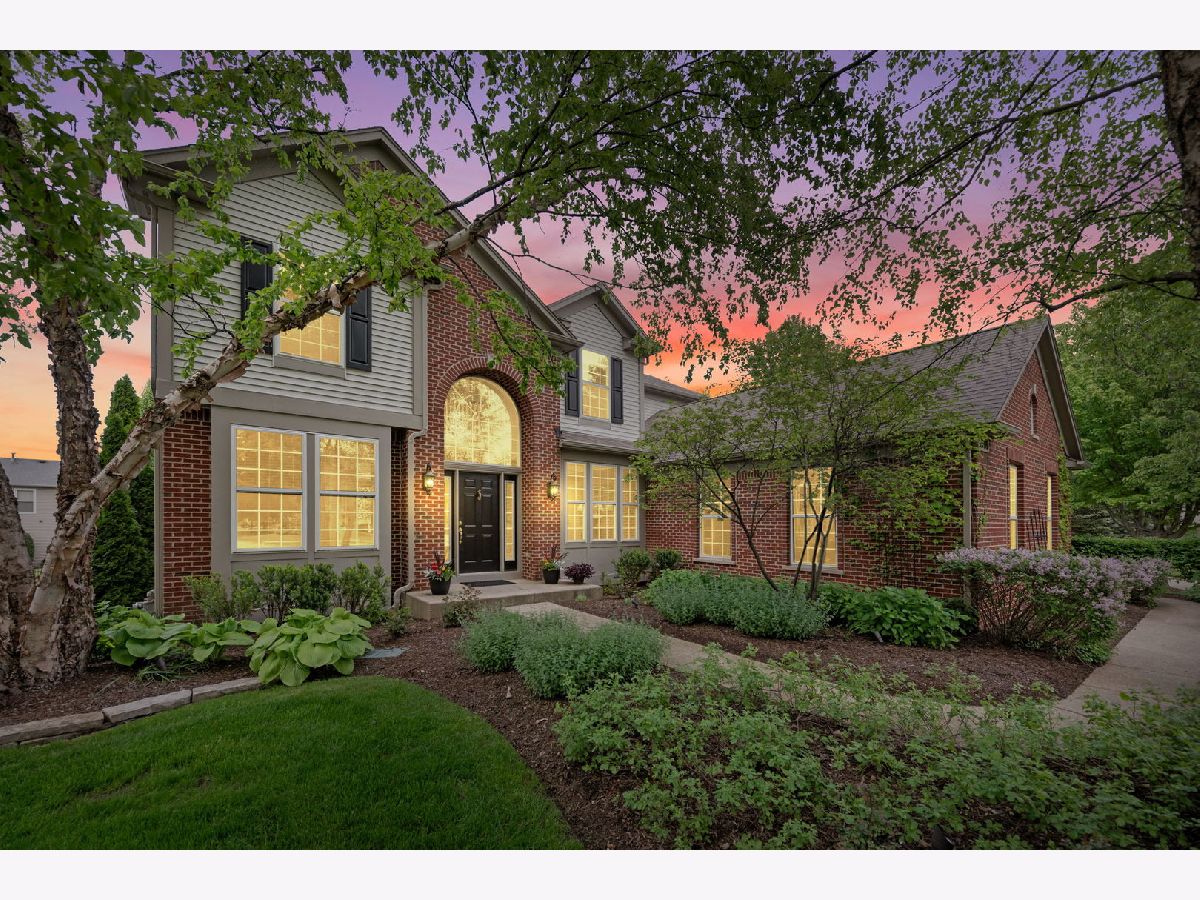Townhomes & Homes Sold Country Club Village Aurora Illinois, 2706 Hamman
