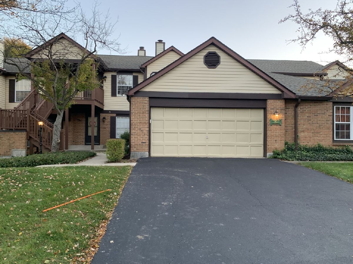 Condos & Townhomes Rented Butterfield Manor Glen Ellyn Illinois, 361 Sandhurst
