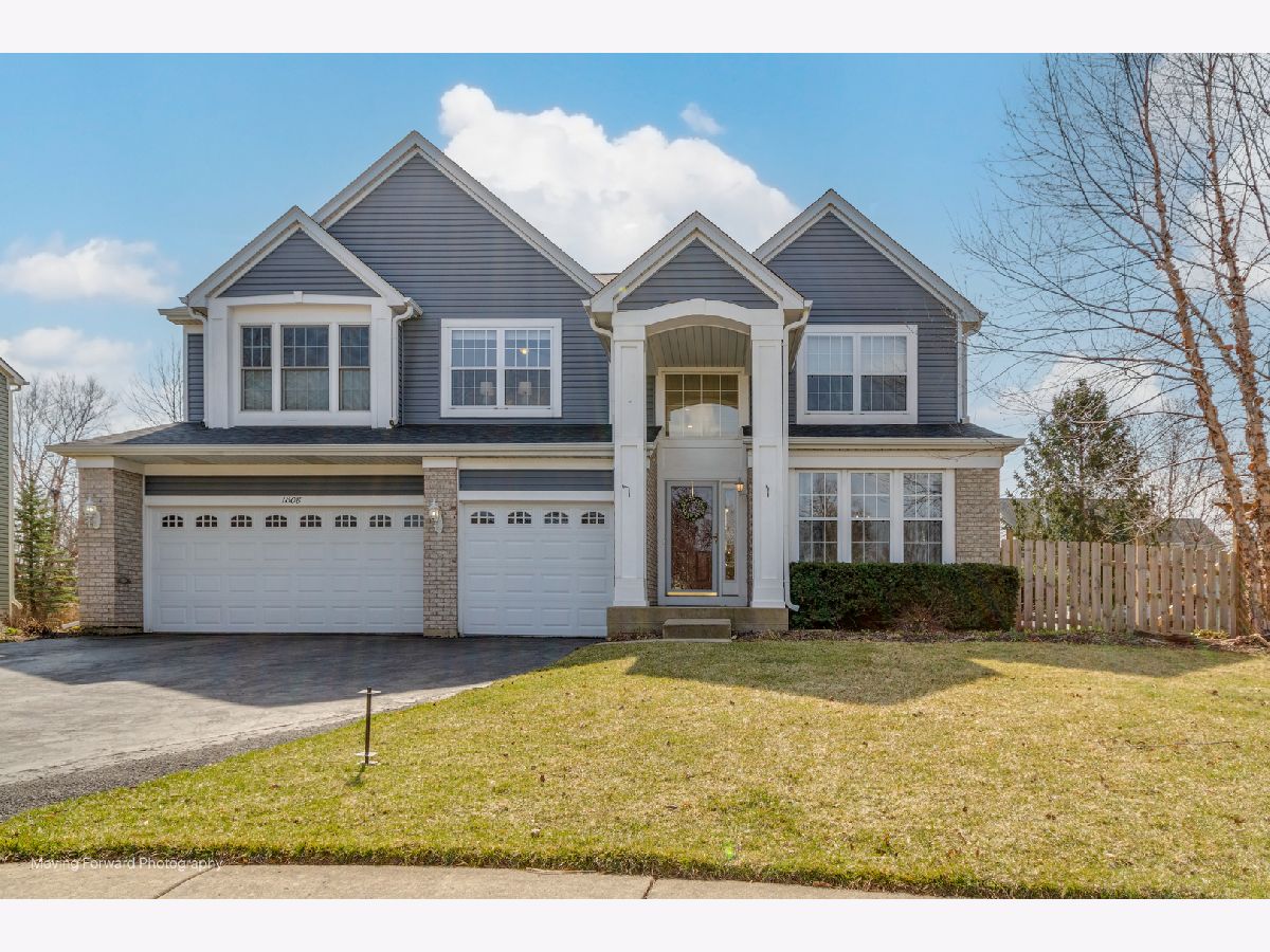 Homes Rented Fieldstone Village Crystal Lake Illinois, 1808 Louisville
