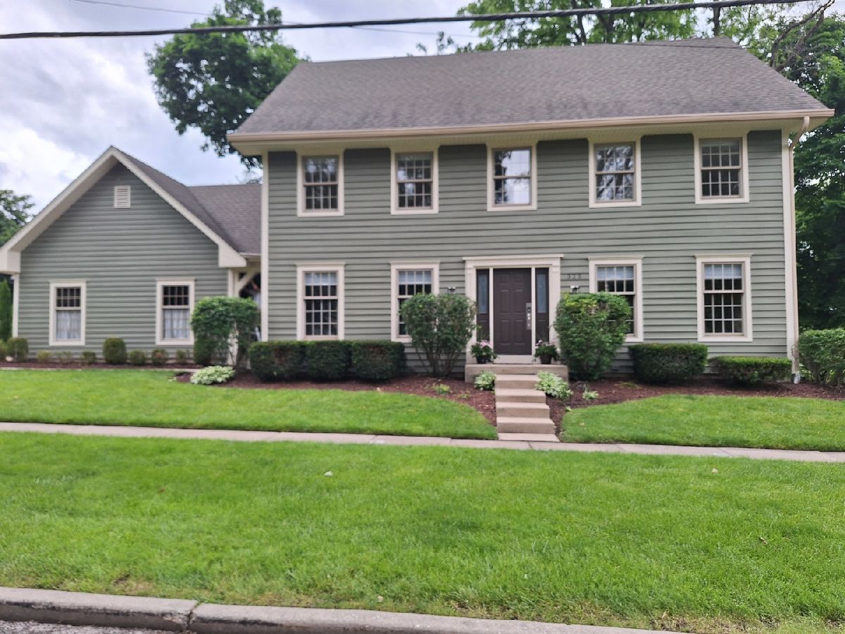 Homes & Townhomes Sold Heritage Libertyville Illinois, 325 Broadway