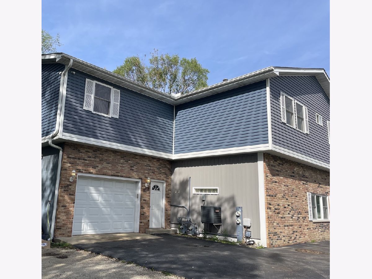  Rented Joliet Illinois, 2515 Cass