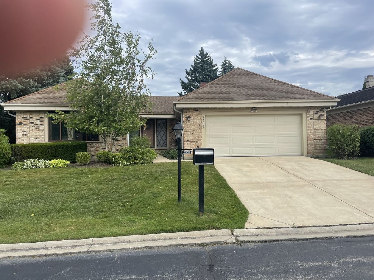 Homes Sold Villas West Northbrook Illinois, 2501 Burgundy