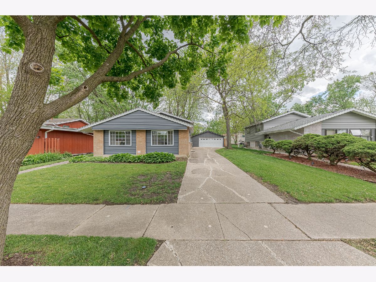 Homes Sold Lincolnwood Park Forest Illinois, 317 Farragut