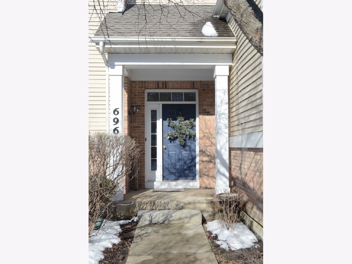 Townhomes Rented Hidden Prairie Palatine Illinois, 696 Hidden Prairie
