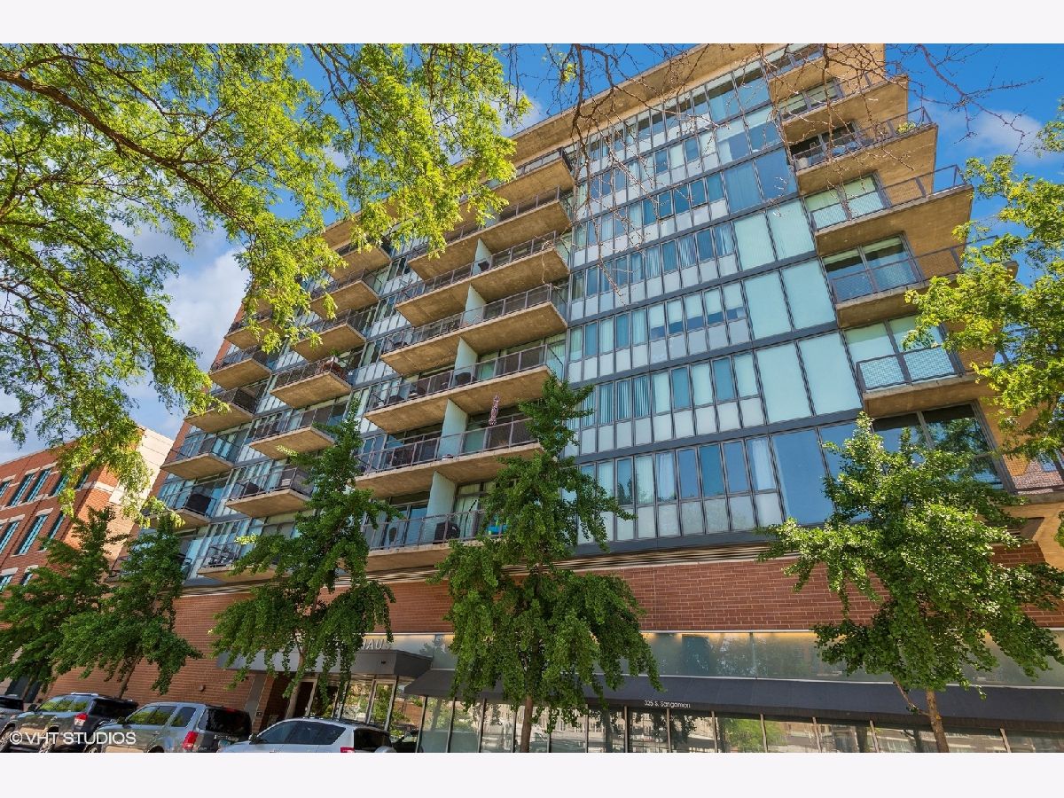 Condominiums Sold Lofthaus Chicago Illinois, 321 Sangamon