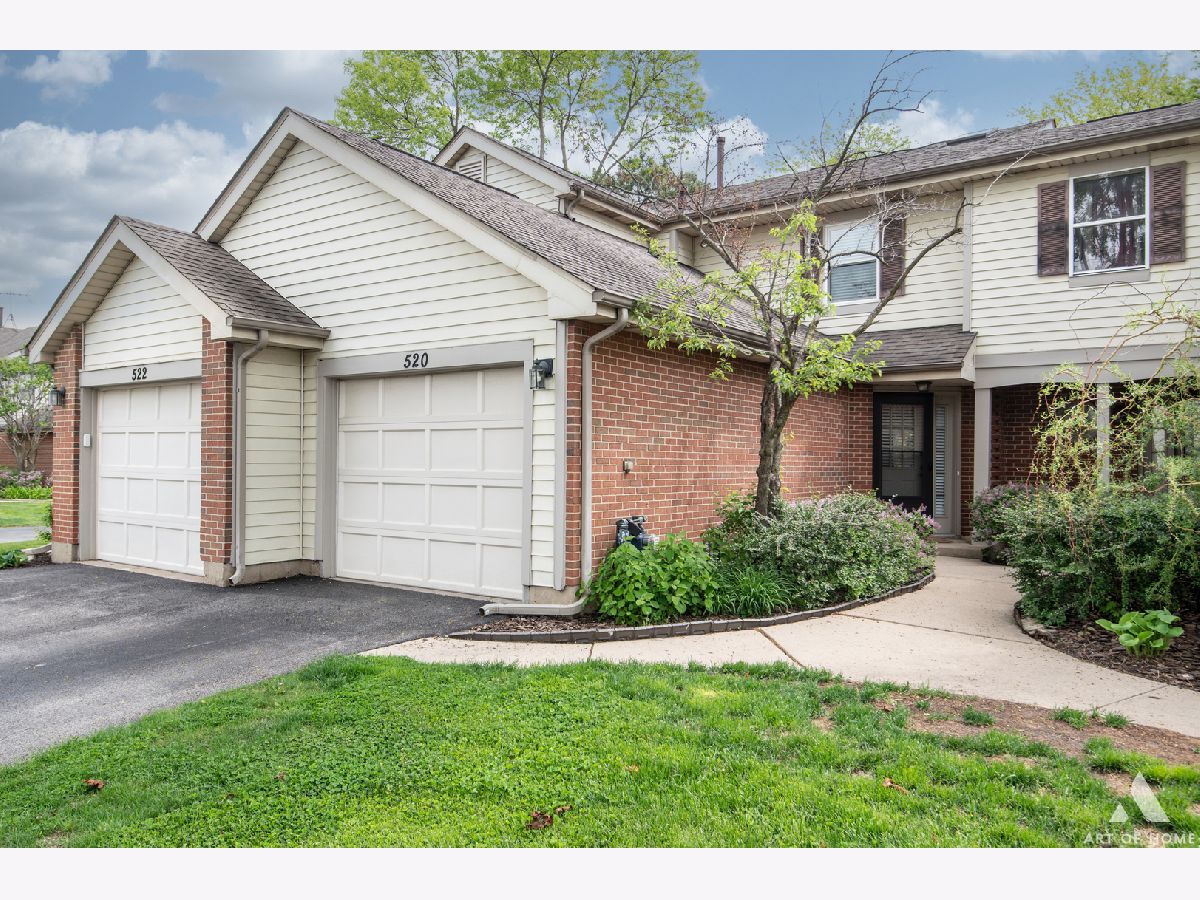 Townhomes & Condos Sold Windgate Arlington Heights Illinois, 520 Windgate