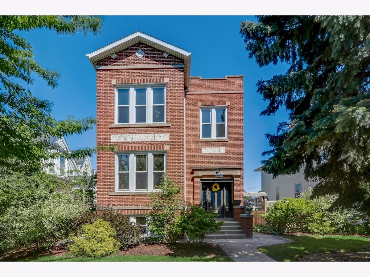 Homes & Condos & Townhomes Sold Old Irving Chicago Illinois, 3641 Keeler