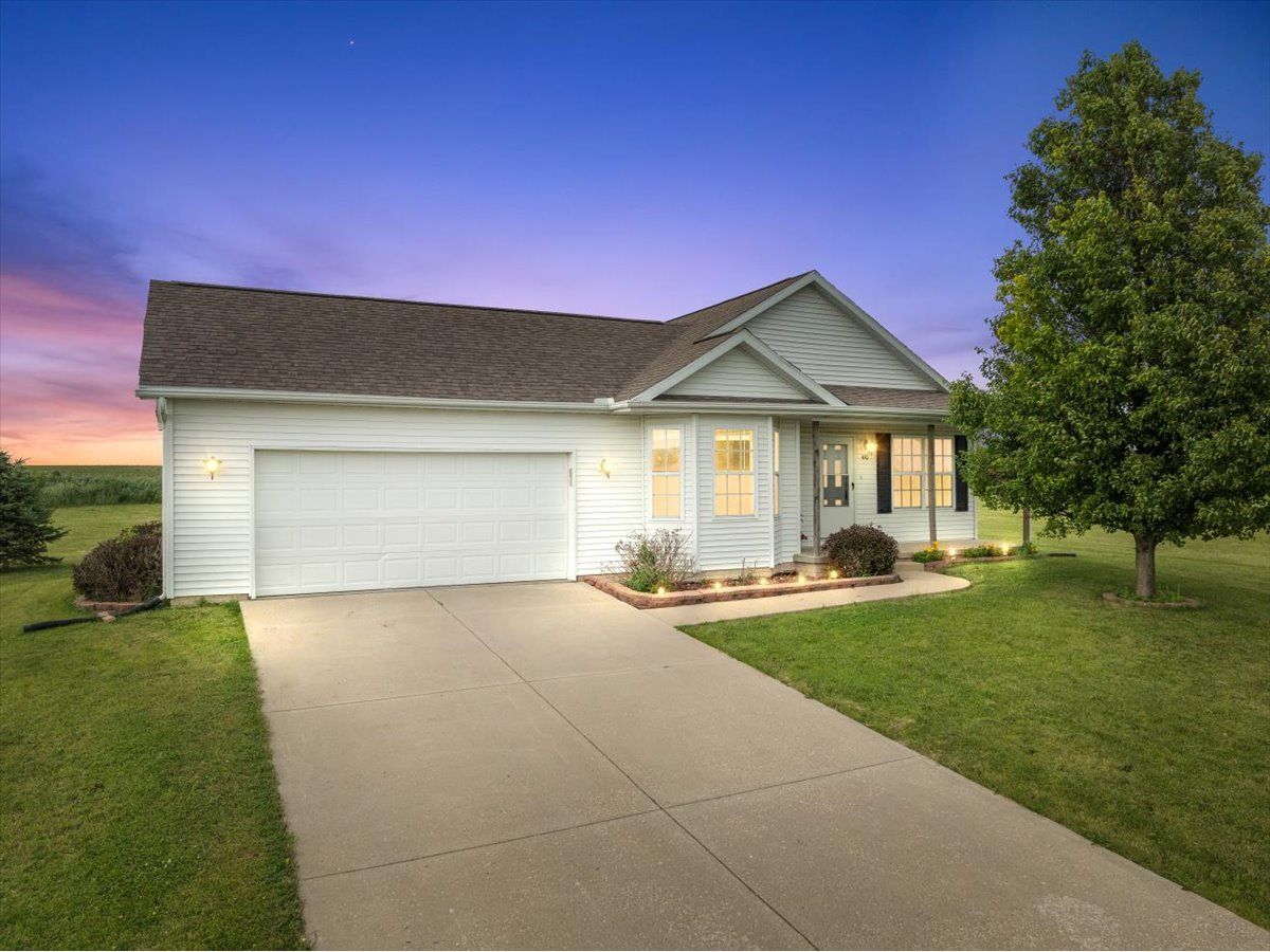 Homes Sold Stoneman Garden Carlock Illinois, 410 Travis