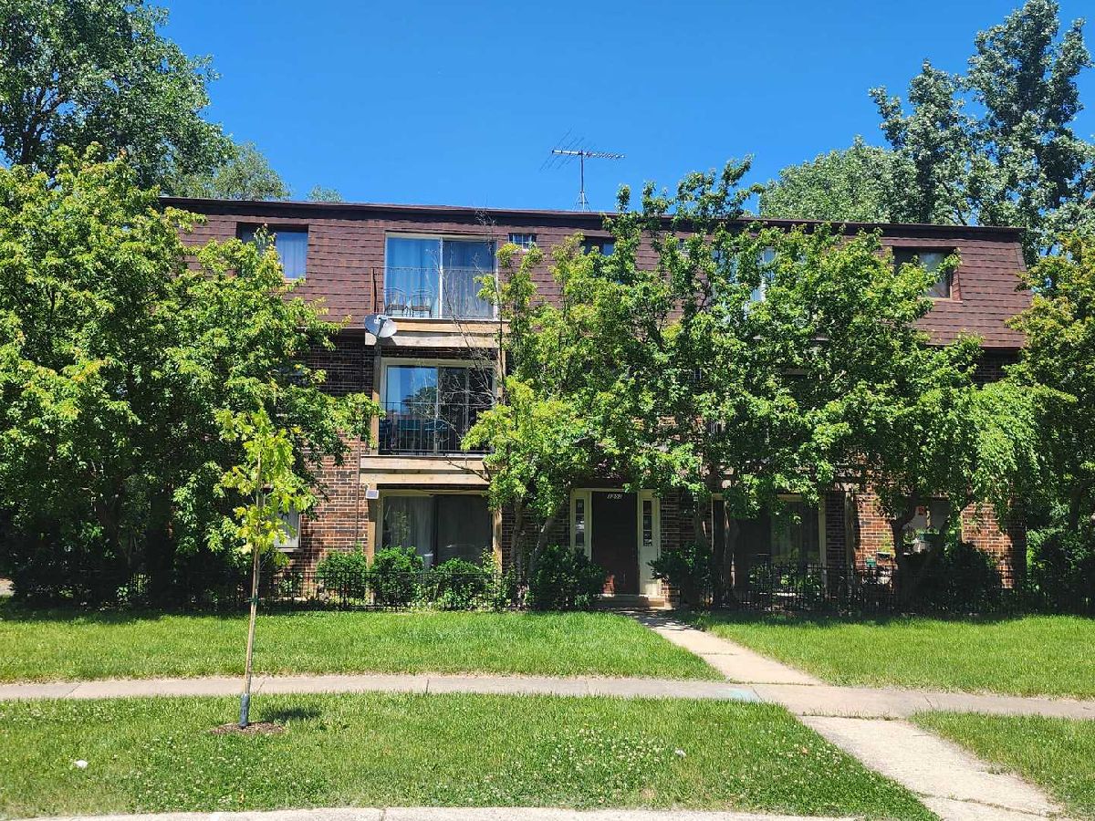 Condos & Townhomes Rented Whispering Hills Naperville Illinois, 1203 Whispering Hills