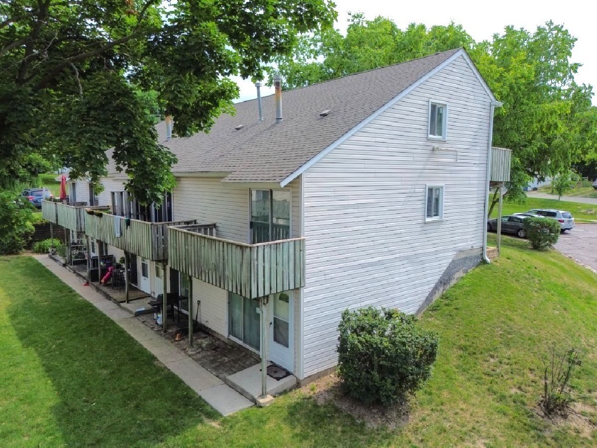 Townhomes & Condos & Homes Rented Hidden Glen Fox Lake Illinois, 89 Maude