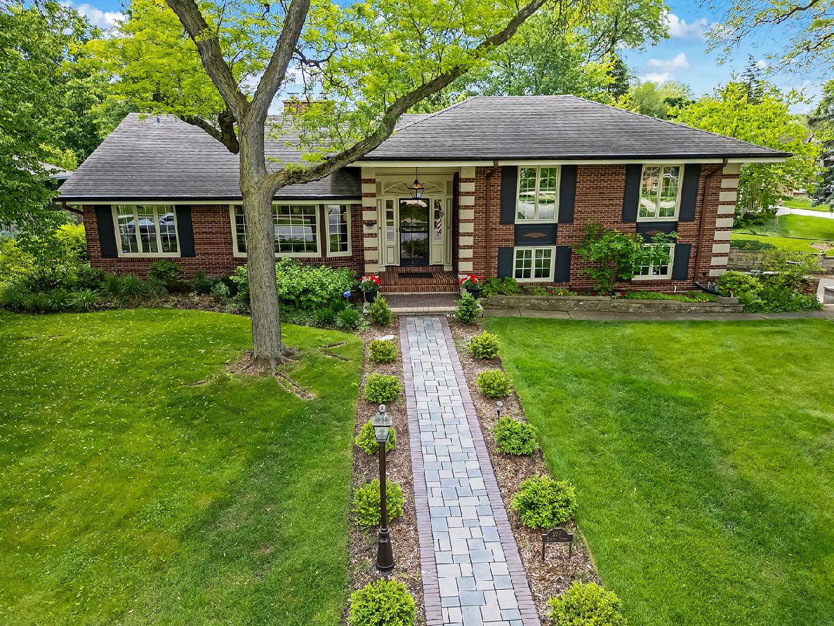 Homes Sold Springdale Western Springs Illinois, 217 Dierks
