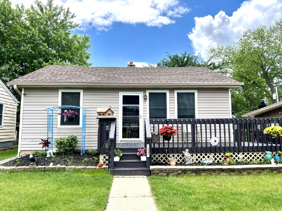 Homes Sold Briargate Joliet Illinois, 1222 Roosevelt