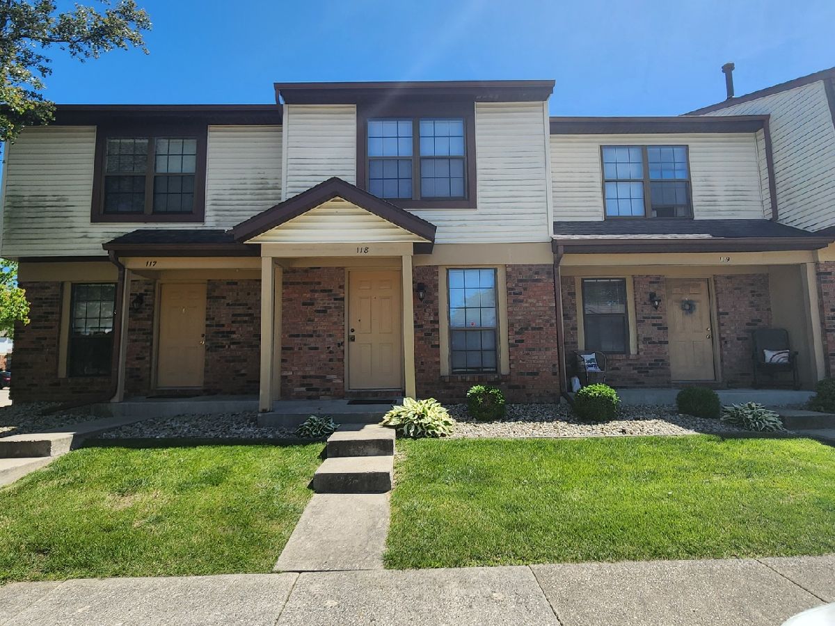 Condos & Townhomes Sold Woodridge Townhomes Normal Illinois, 700 Adelaide