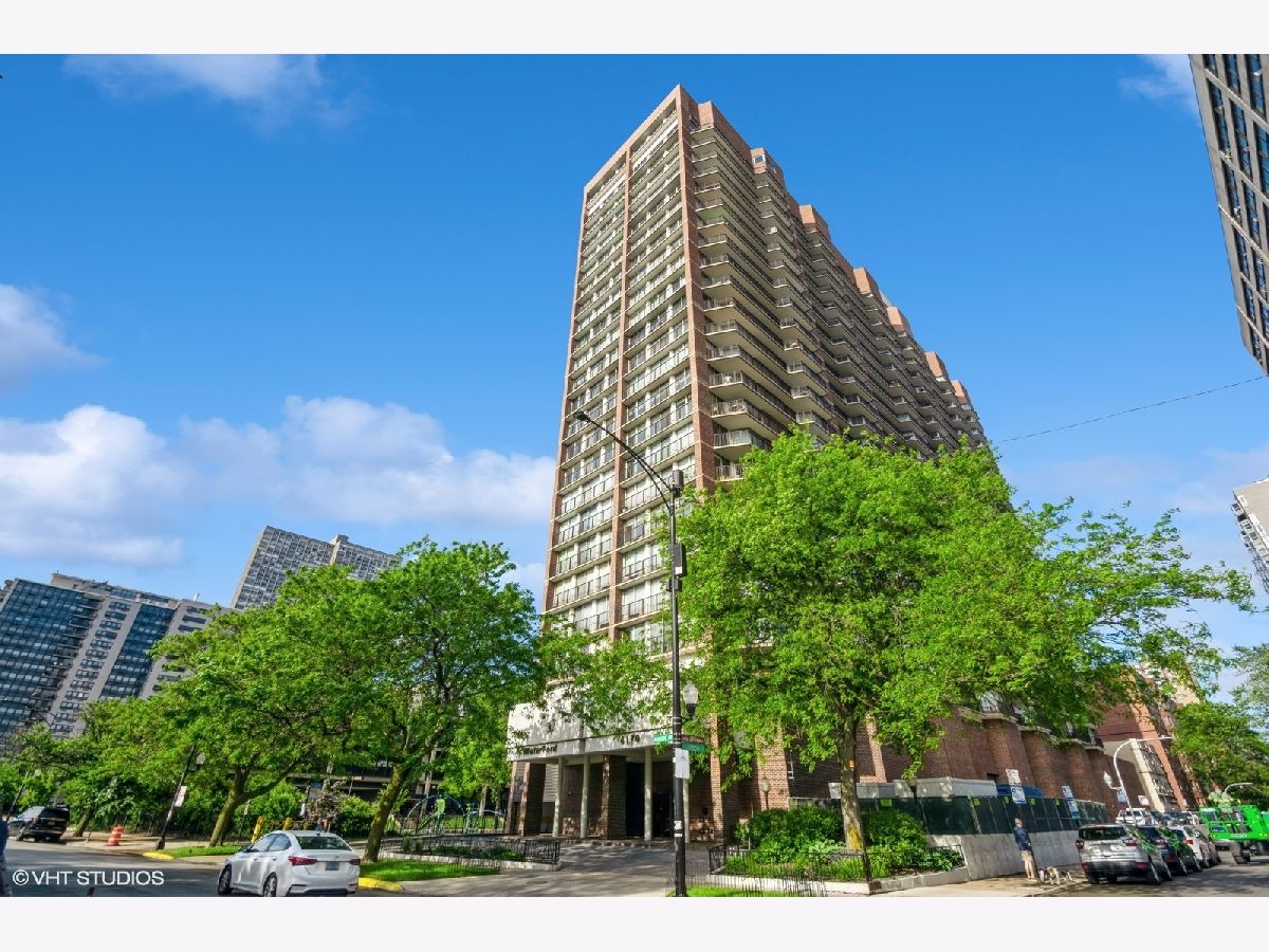 Condominiums Sold The Waterford Chicago Illinois, 4170 Marine