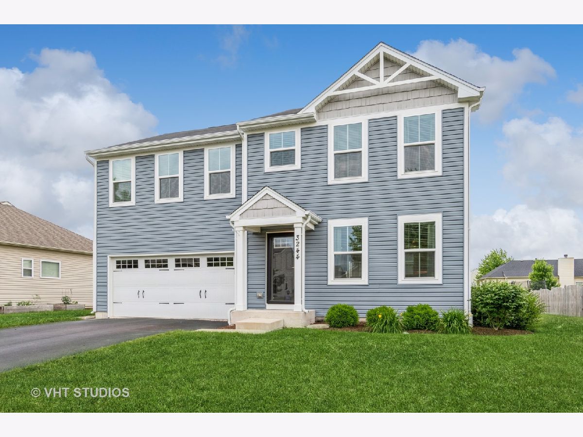 Homes Sold Caledonia Yorkville Illinois, 3244 Pinewood