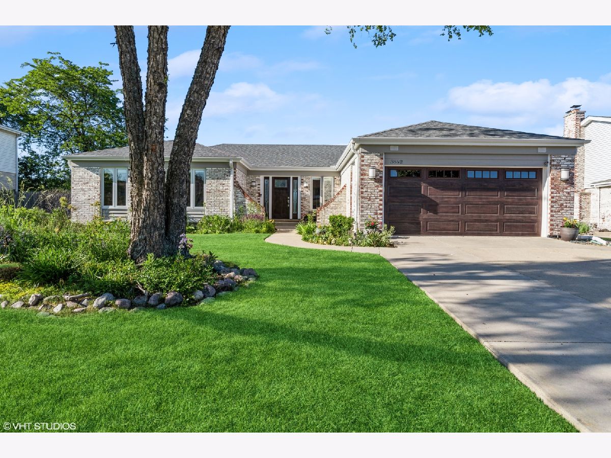 Homes Sold La Fontaine Glenview Illinois, 3852 La Fontaine