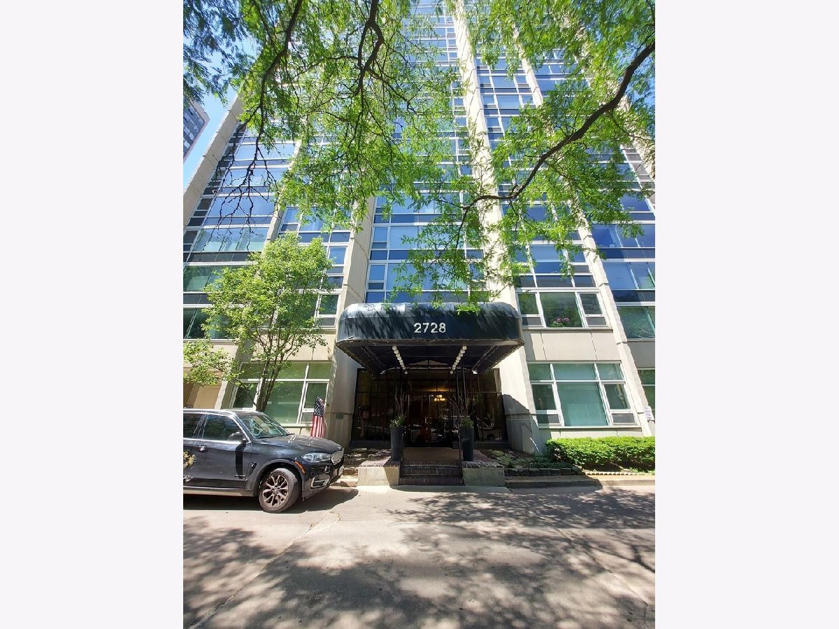 Condos & Townhomes Rented Hampden Green Chicago Illinois, 2728 Hampden