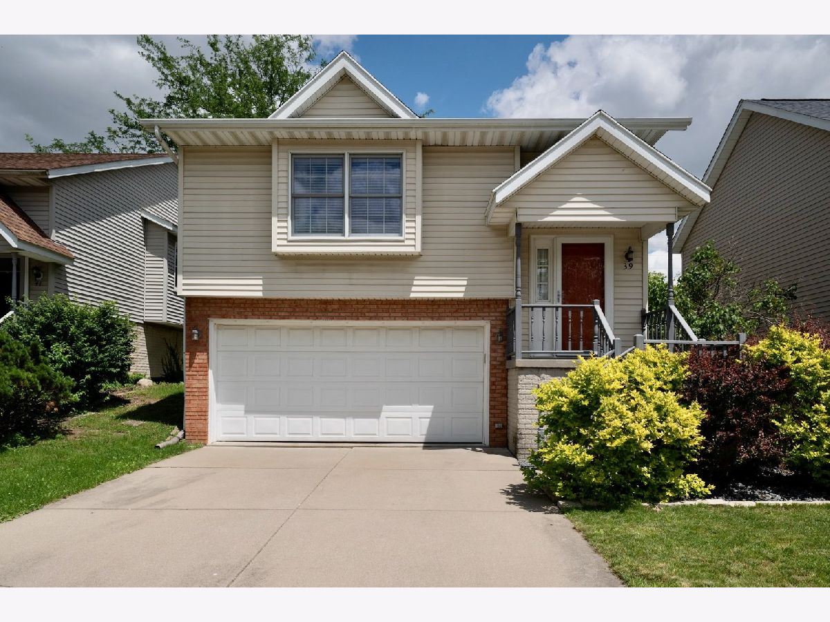 Homes & Condos & Townhomes Sold Park Place Bloomington Illinois, 39 Parkshores