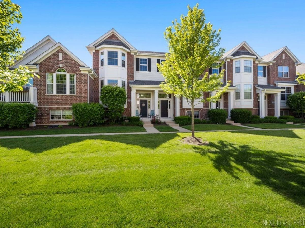 Townhomes Sold Shelburne Farms Winfield Illinois, 0N088 Forsythe
