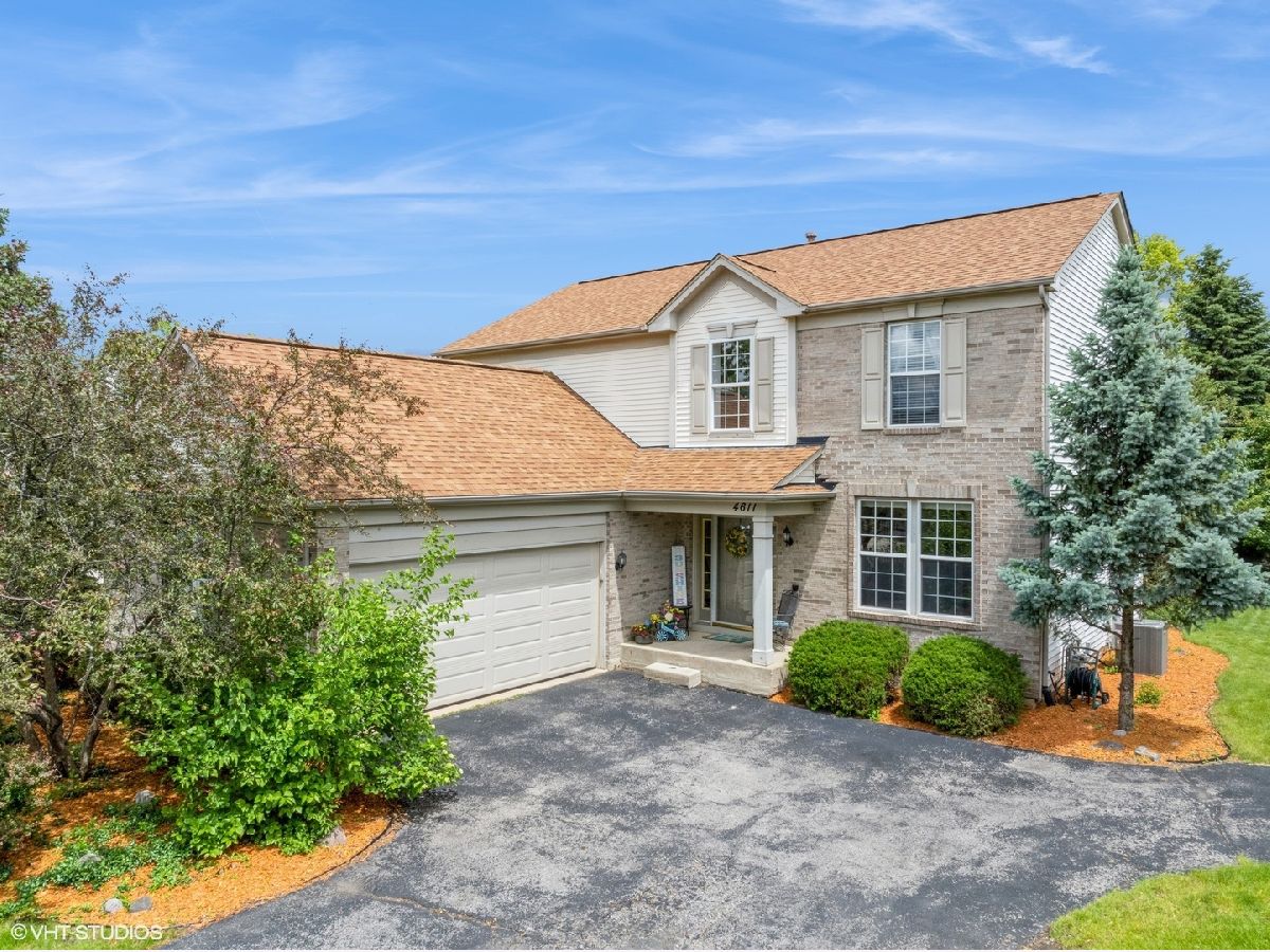 Homes & Condos & Townhomes Sold Manchester Lakes Estates Algonquin Illinois, 4611 Whitehall