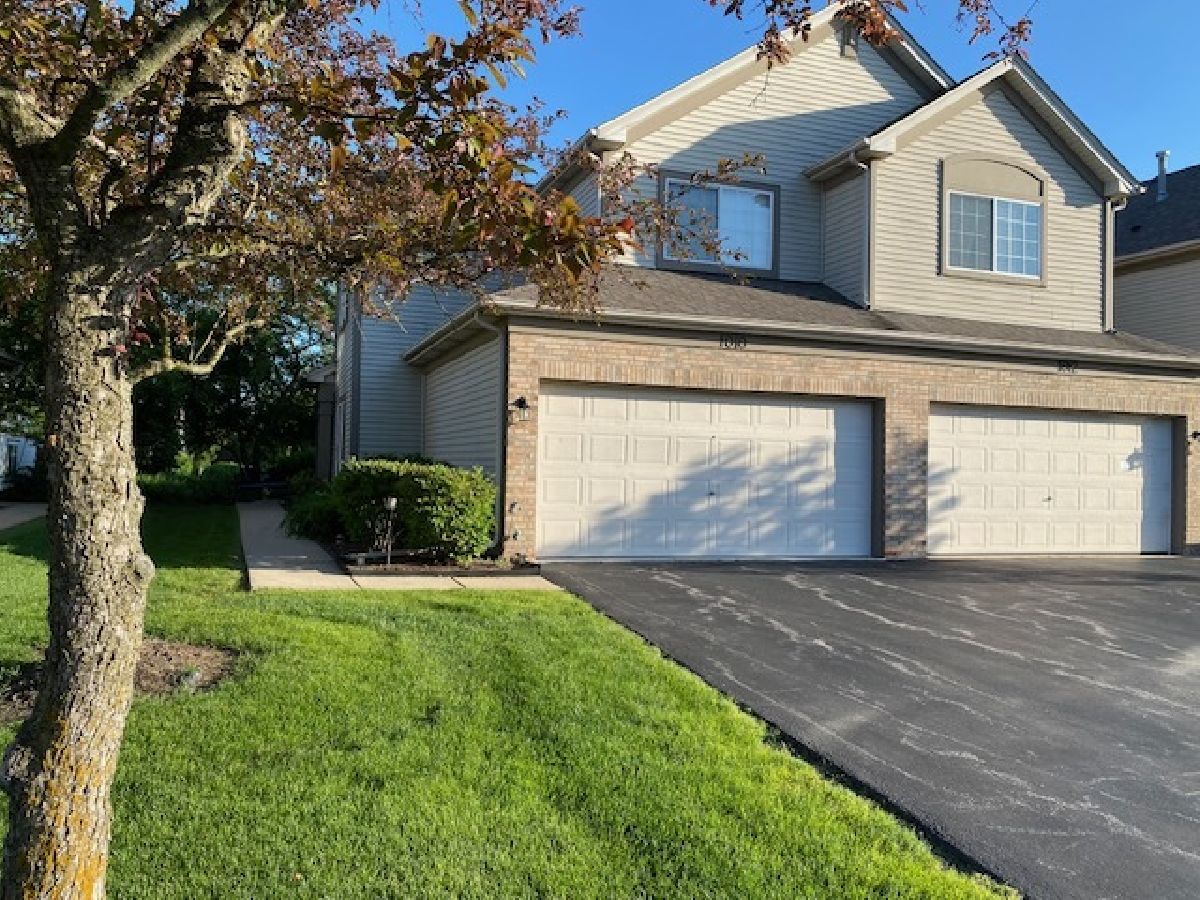 Townhomes & Condos & Homes Rented Woodlands At Oakhurst North Aurora Illinois, 1010 Park Hill