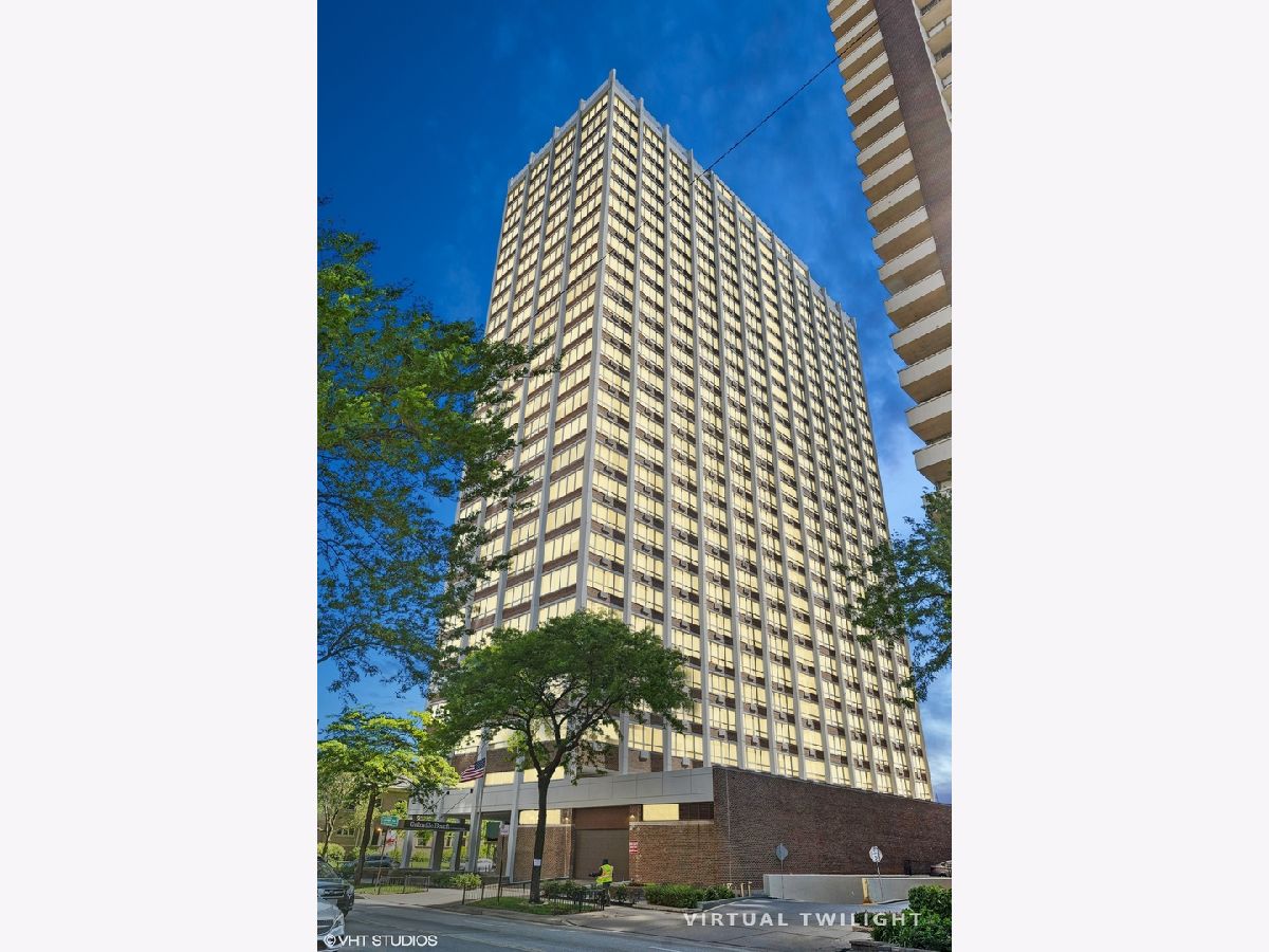 Condominiums Sold Granville Beach Chicago Illinois, 6171 Sheridan