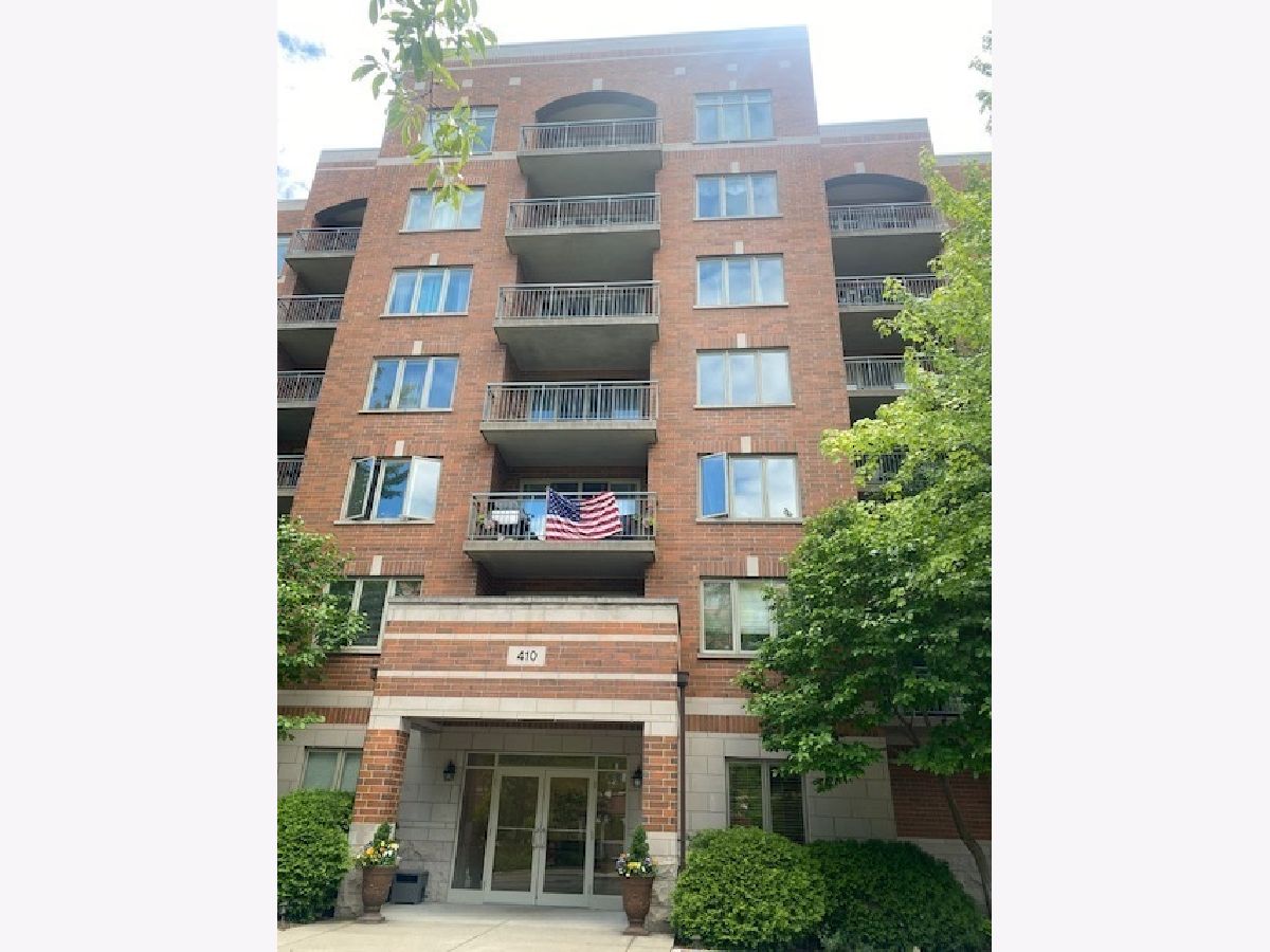 Condos & Townhomes Sold Stone Gate Des Plaines Illinois, 410 Western