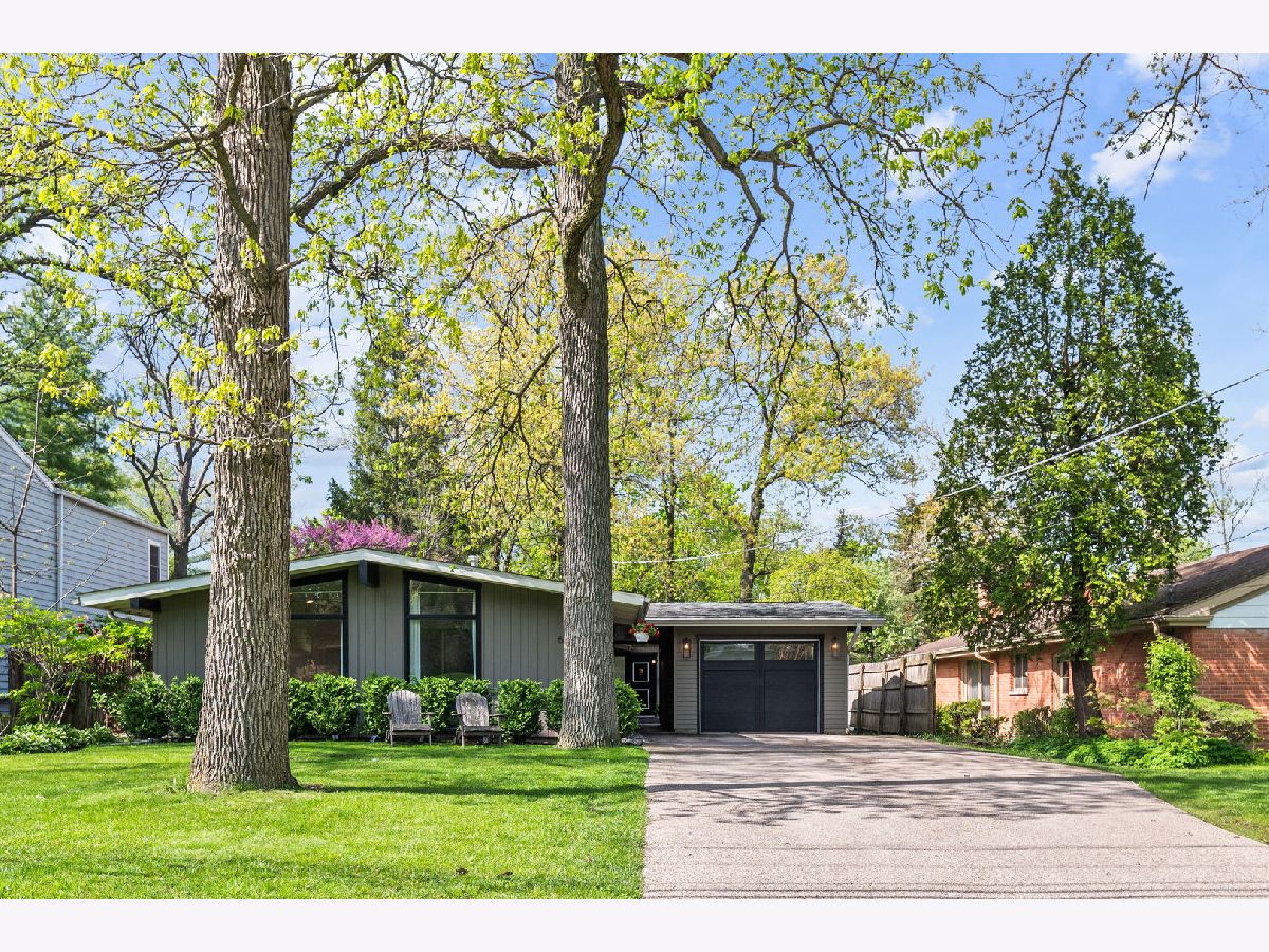 Homes Sold Northmoor Lake Forest Illinois, 670 Greenbriar