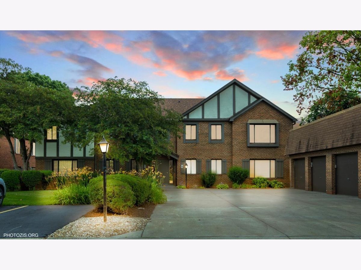 Condos & Townhomes Sold Colonial Heights Palos Heights Illinois, 50 Parliament