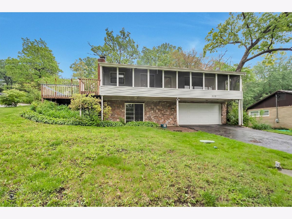 Homes Sold Wooded Shores Wonder Lake Illinois, 3220 Lake Shore