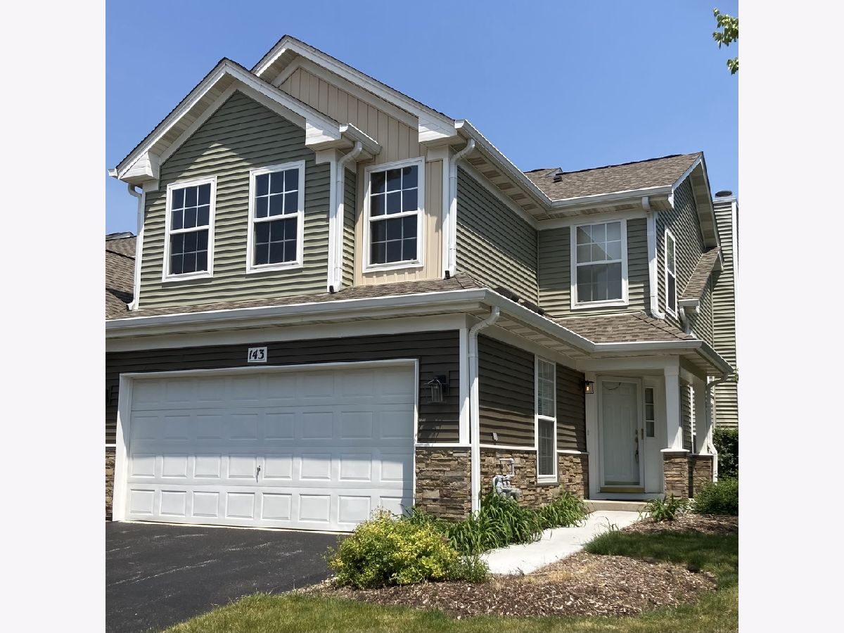 Townhomes & Condos Rented Wildspring Itasca Illinois, 143 Millers