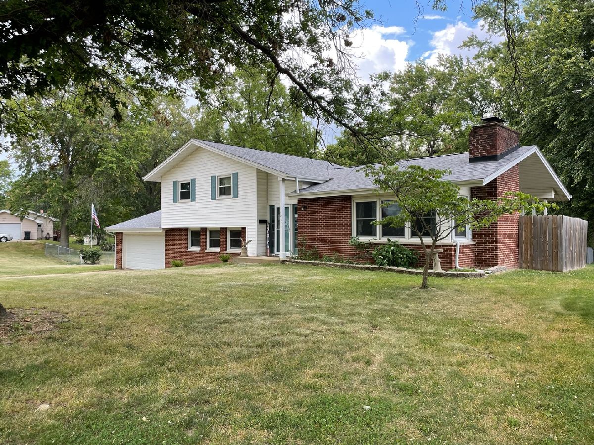  Sold Charleston Illinois, 2015 Meadowlake