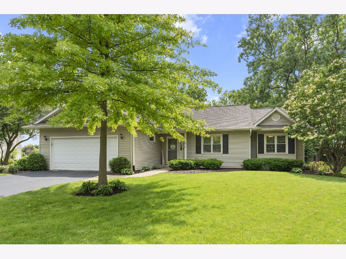 Homes Sold Hunters Ridge Aurora Illinois, 1367 Natalie