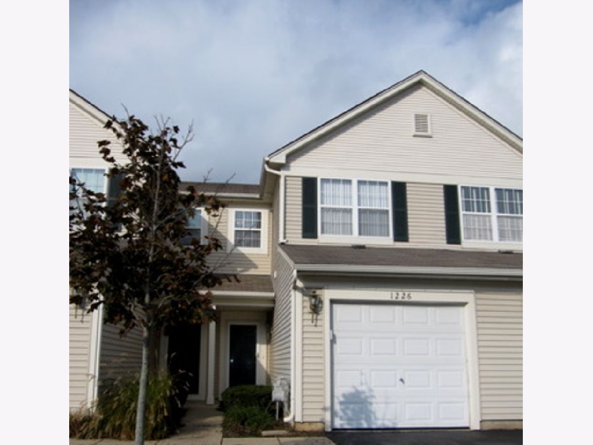 Townhomes & Homes Rented Aragon Carpentersville Illinois, 1226 Brookdale