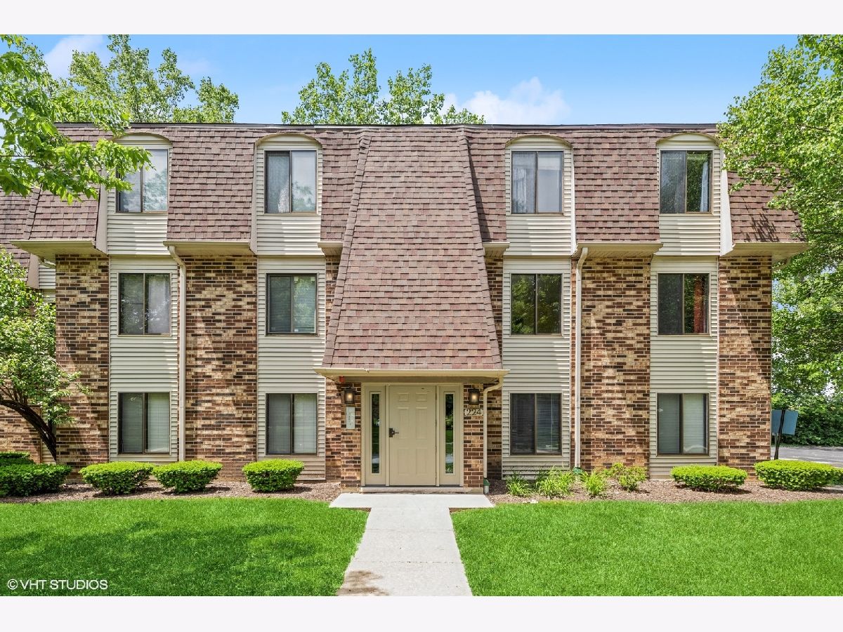 Condominiums Sold Court Of Shorewood Vernon Hills Illinois, 224 Court Of Shorewood