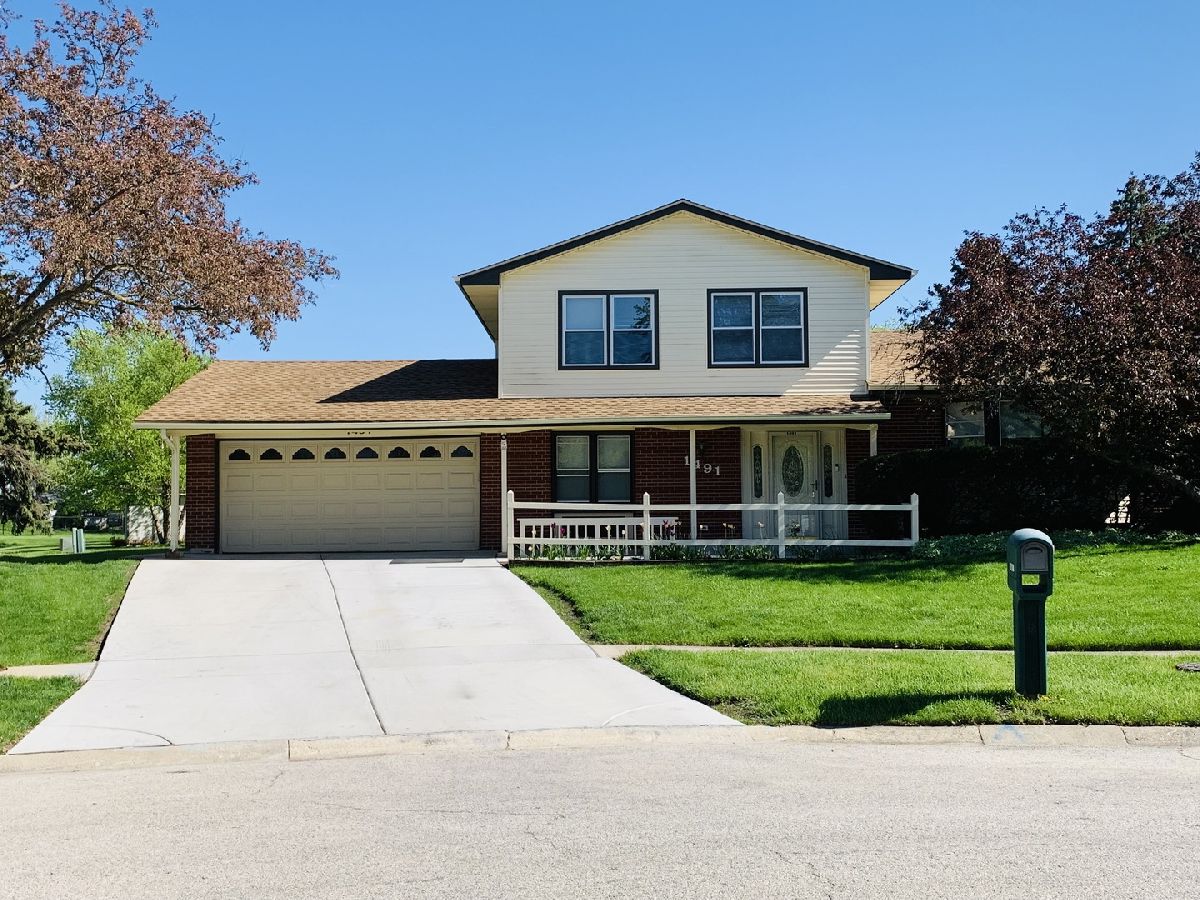 Homes Rented Winston Grove Elk Grove Village Illinois, 1491 Kathleen