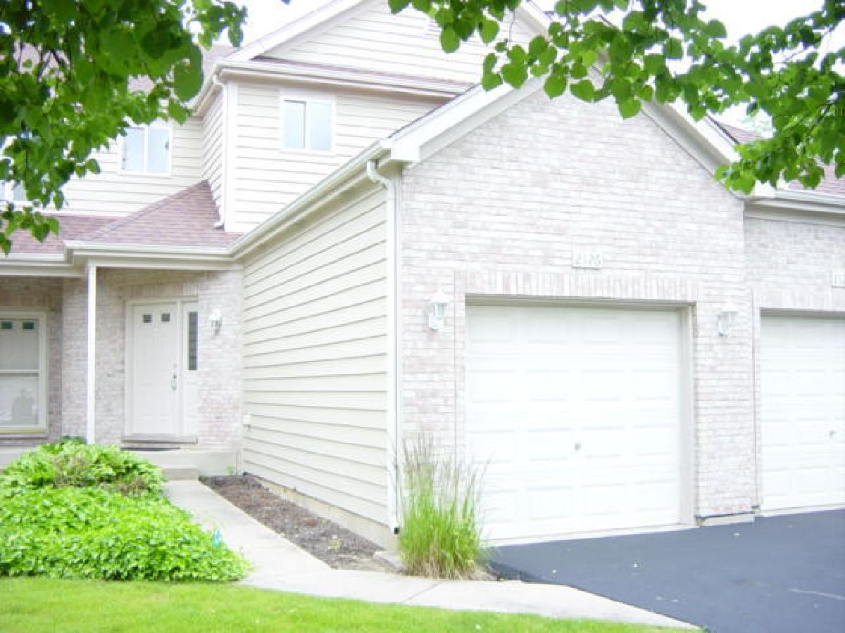 Townhomes & Condos Sold Countyline Algonquin Illinois, 2126 Glacier