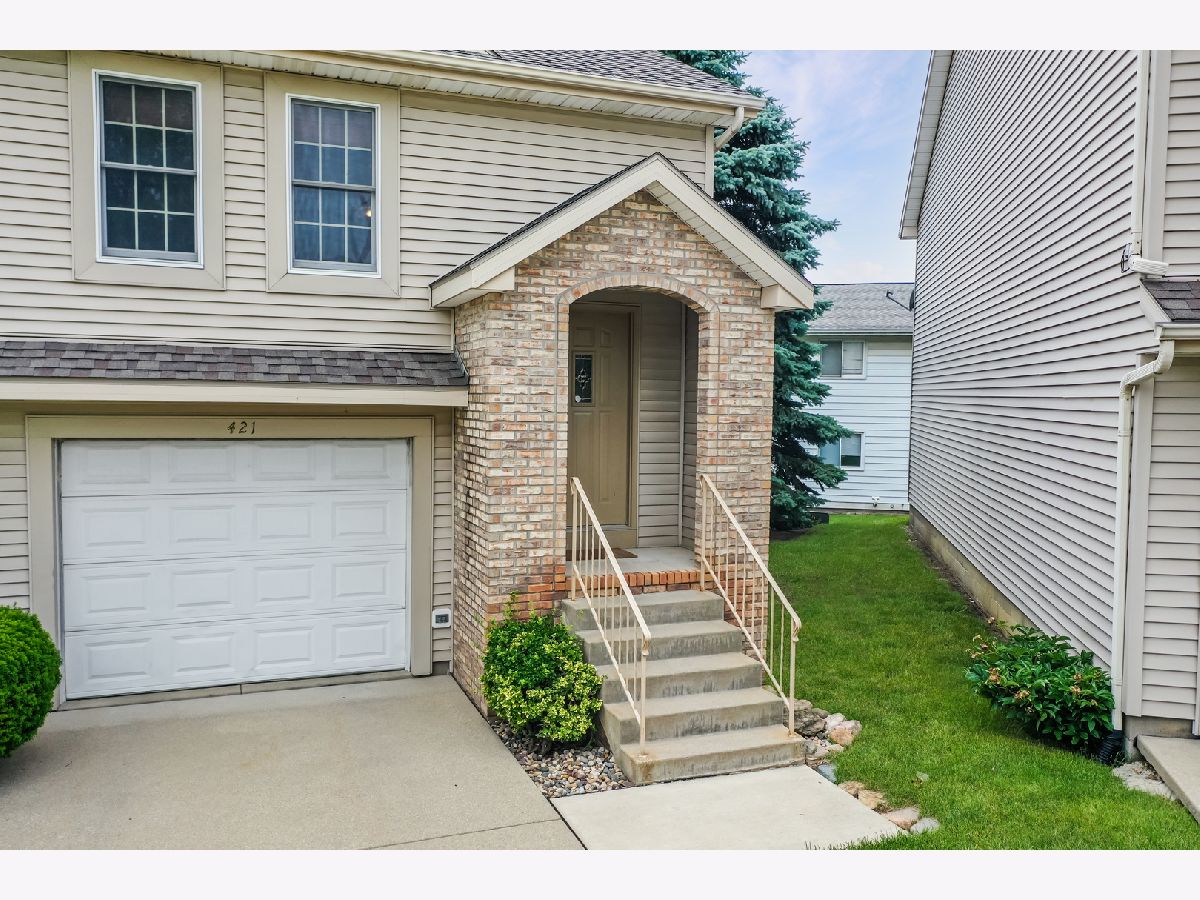Homes & Condos & Townhomes Sold Park Place Normal Illinois, 421 Park Creek