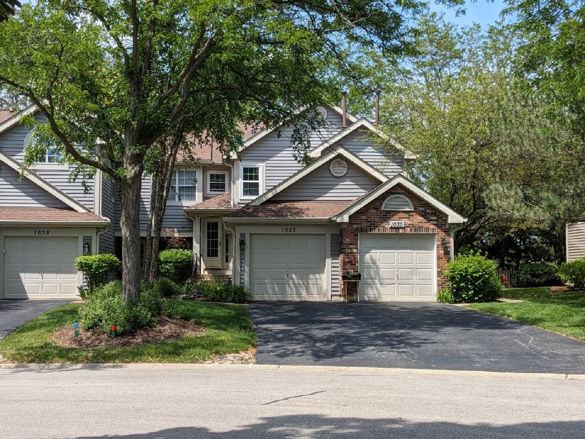 Townhomes & Condos Sold Country Homes At Bennington Carol Stream Illinois, 1037 Rockport