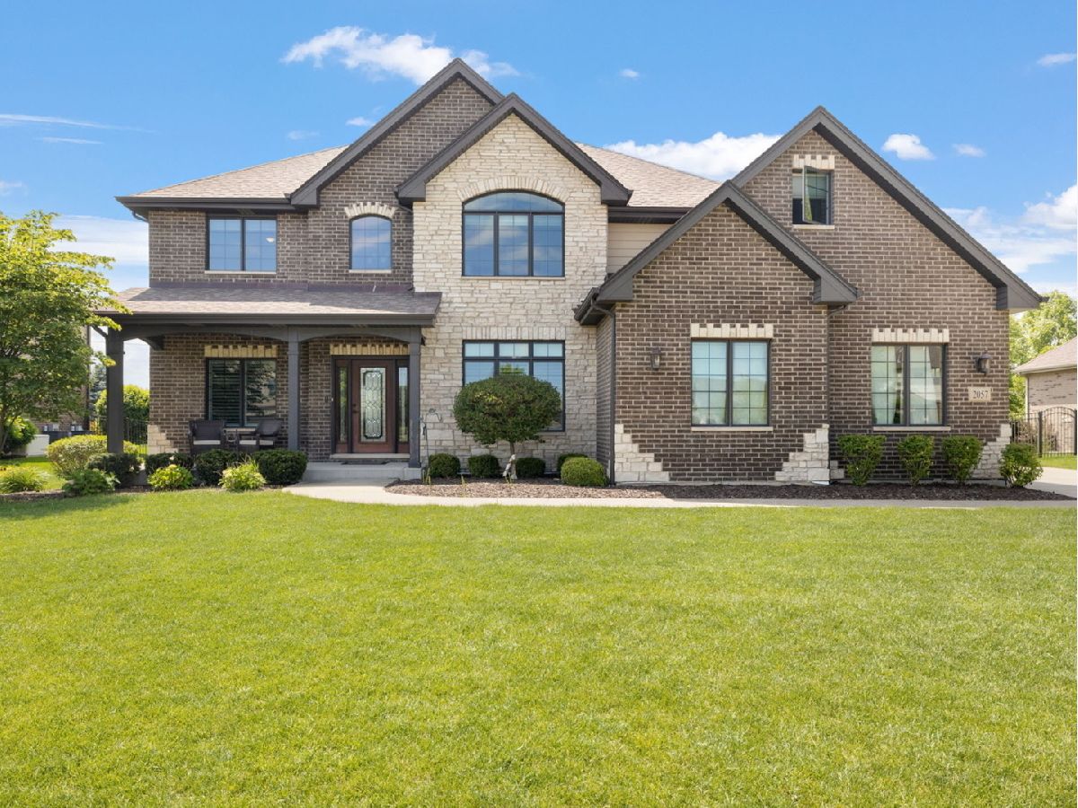 Homes Sold Waters Chase New Lenox Illinois, 2057 Water Chase